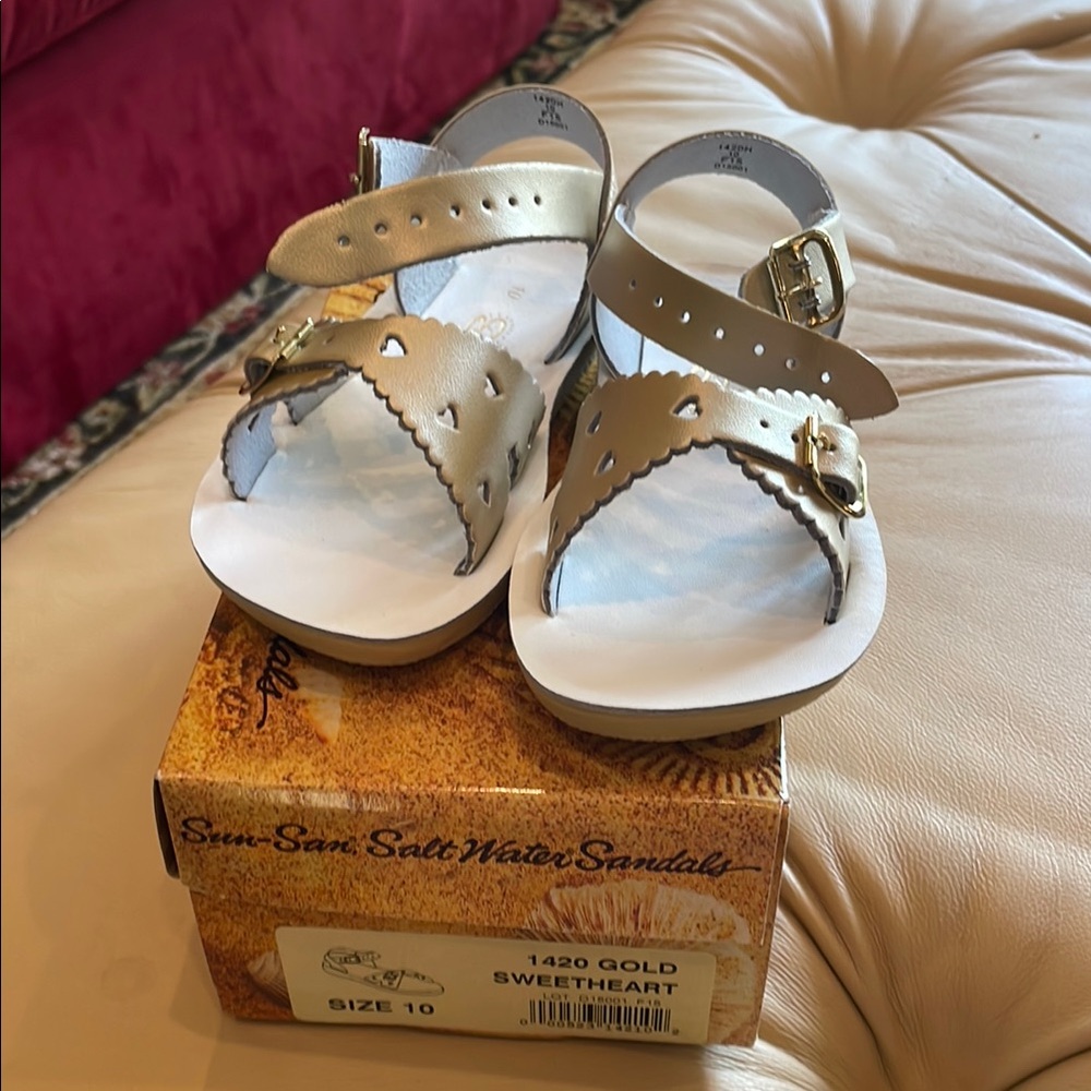 Salt Water sweetheart Gold Sandals
